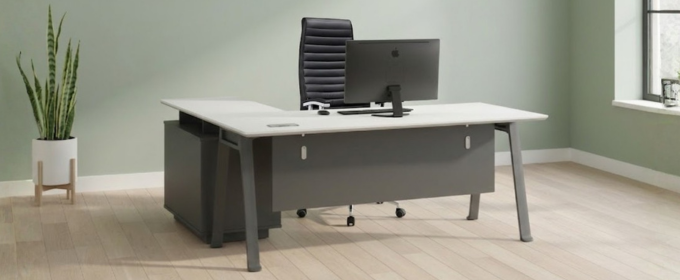 Simple Executive Office Table 1.6-Meter @HOG - Home, Office, Garden, Online Marketplace
